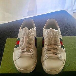 Gucci sneakers